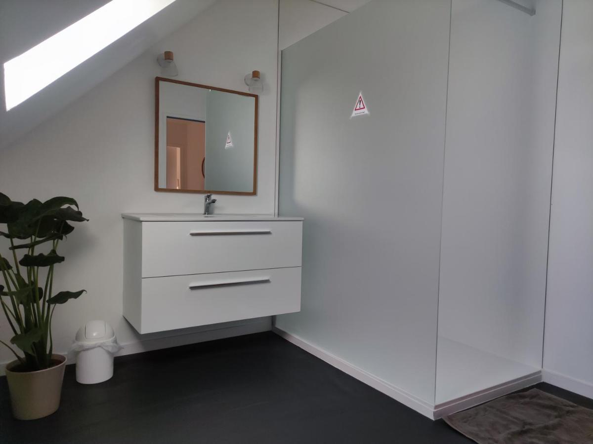 Maison Neuve 4 Ou 5 Personnes Kerguen Plobannalec Exterior foto