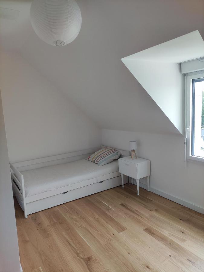 Maison Neuve 4 Ou 5 Personnes Kerguen Plobannalec Exterior foto